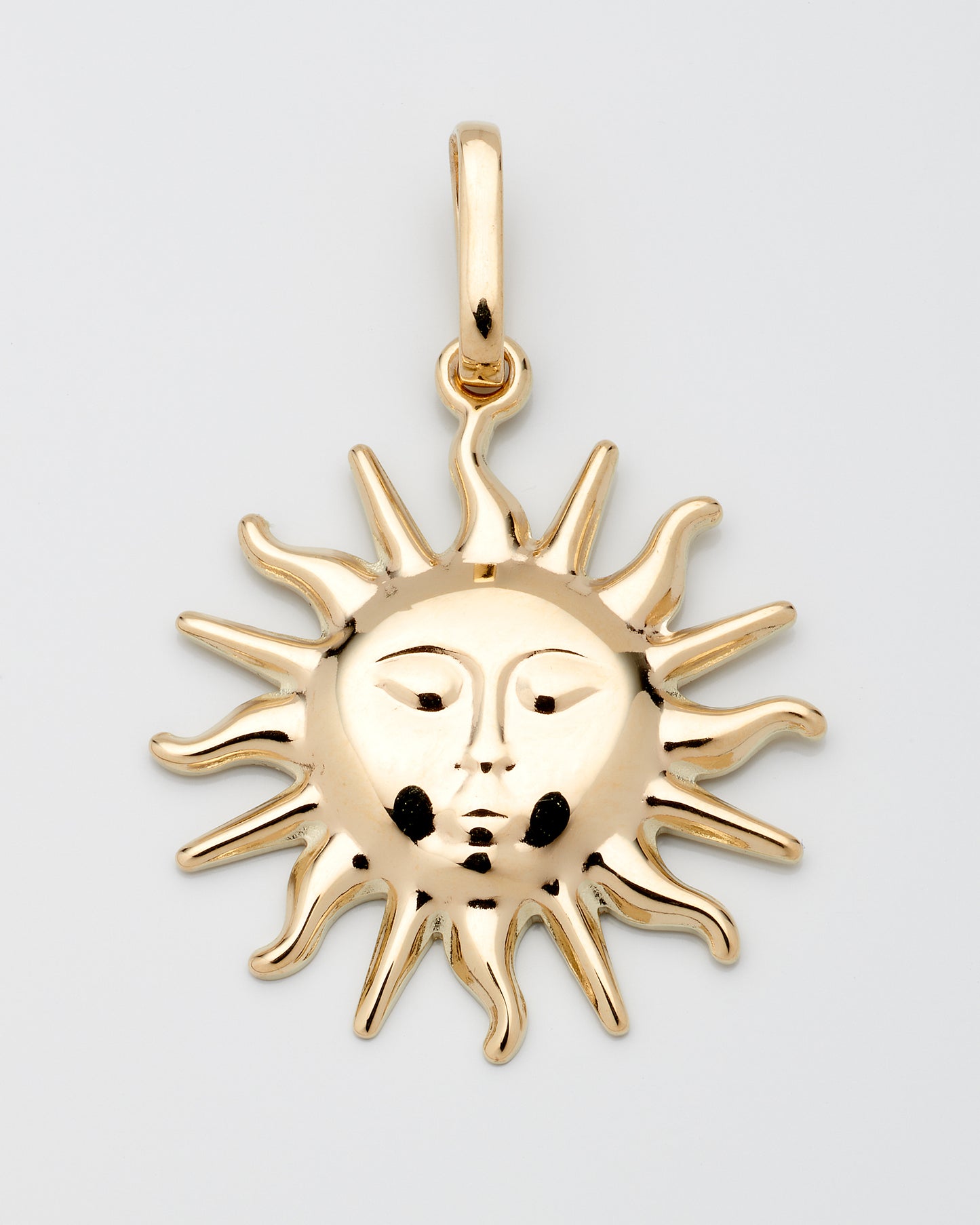 14K Yellow Gold Sun Face Pendant 1.0Dwt