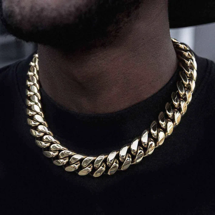 Looking For Miami Cuban Link Chain in Miami, FL?