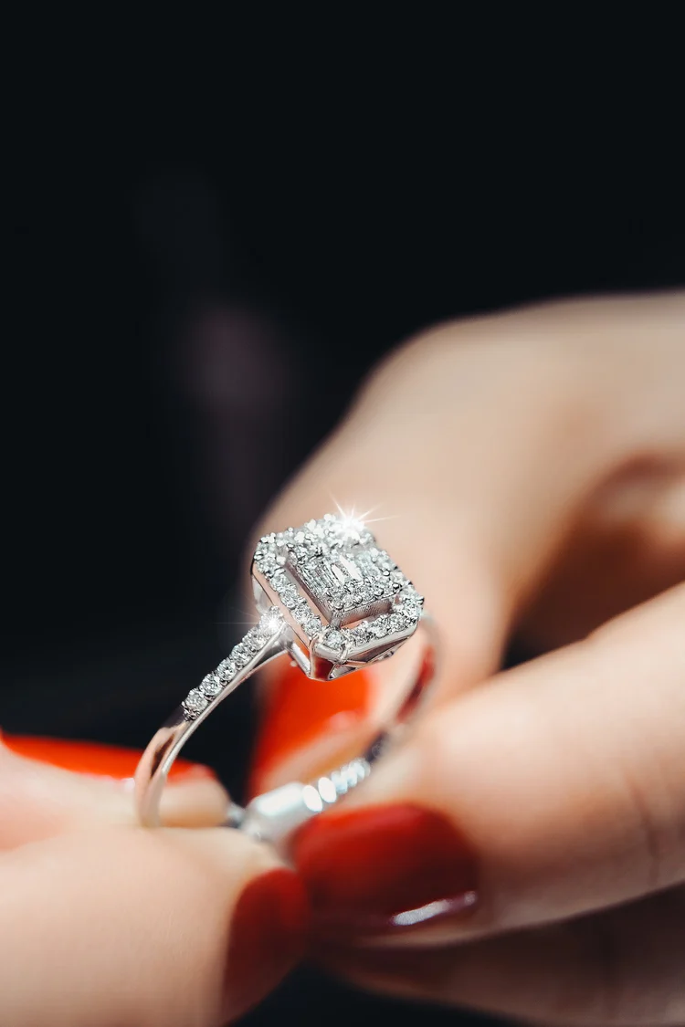 Five Star Jewelers: Stunning Diamond Rings Miami